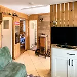 Сasa de vacaciones 2 Bedroom Beautiful In