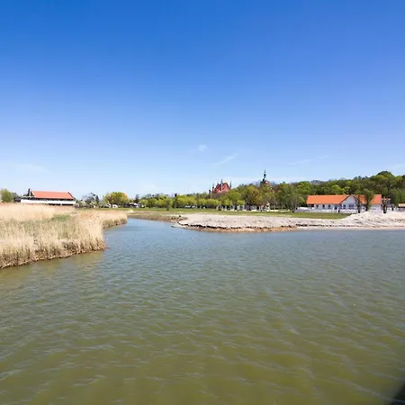 Сasa de vacaciones Magnífica Casa De 2 Habitaciones En Frombork Frombork